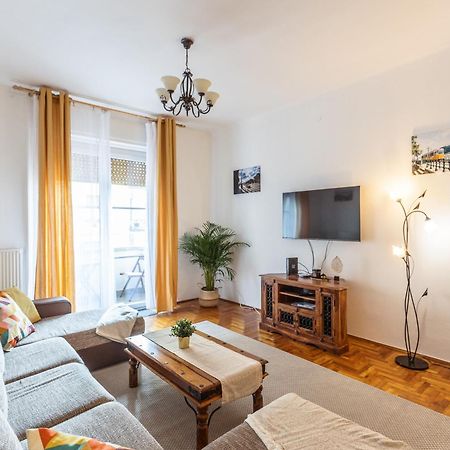 Bright & Spacious Riverside Apartment With Balcony Budapest Extérieur photo